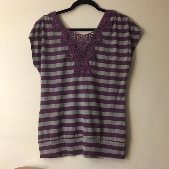 NWOT purple and gray striped crochet back tee - Picture 3 of 3